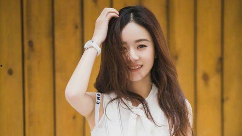 娱乐吃瓜酱赵丽颖微博,娱乐圈最新热点揭秘